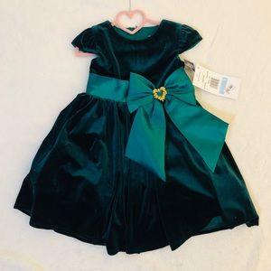 HOLIDAY DRESS